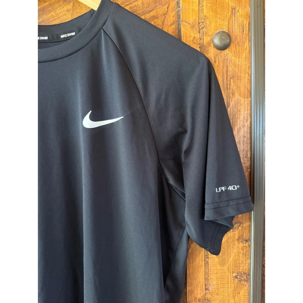 Nike Swim Mens Dri-FIT UPF 40+ Rash Guard Short Sleeve T-Shirt Black size Small